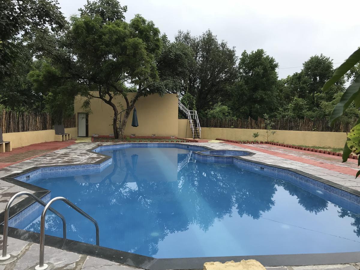 Baaz Jungle Resort Khawāsa Exterior foto